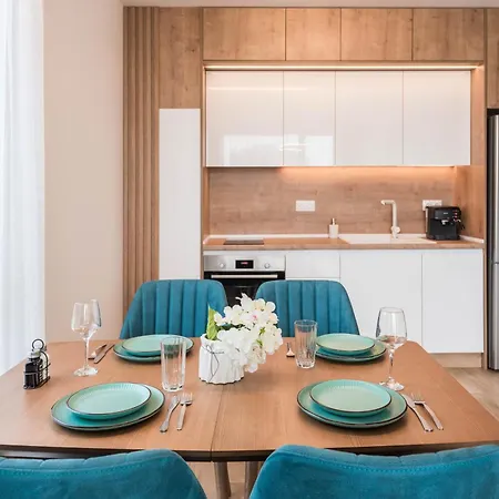Designer Apartments 300M From The Beach I Azur Panorama Apartment