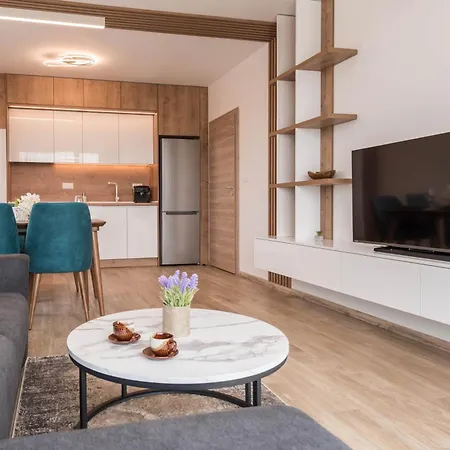 Designer Apartments 300M From The Beach I Azur Panorama Apartment *