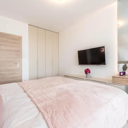 Apartmán Designer 300m From The I Azur Panorama *