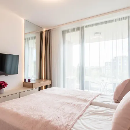 Designer Apartments 300M From The Beach I Azur Panorama *